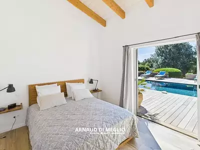 Maison, 324 m²