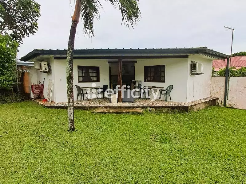 Maison, 283 m²