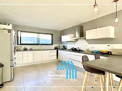 Maison, 140 m²