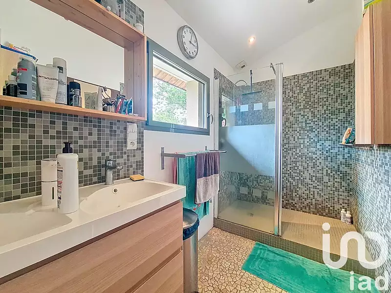 Maison, 235 m²