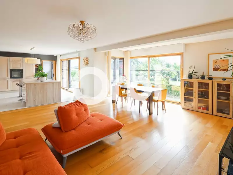 Maison, 172 m²