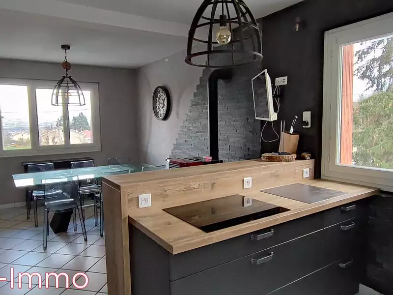 Maison, 170 m²