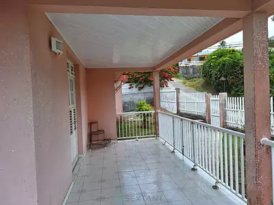 Maison, 216 m²