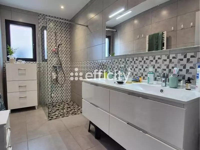 Maison, 110 m²