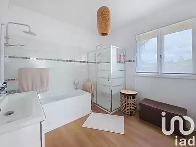 Maison, 200 m²