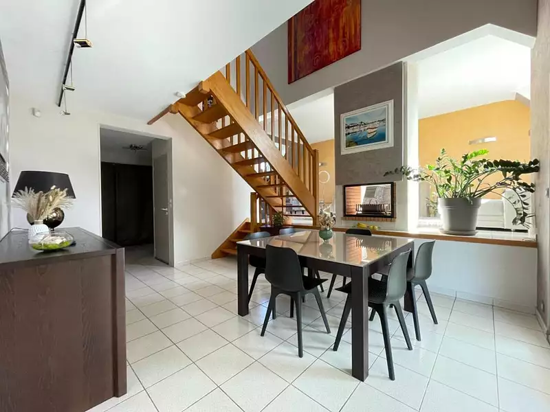 Maison, 114 m²