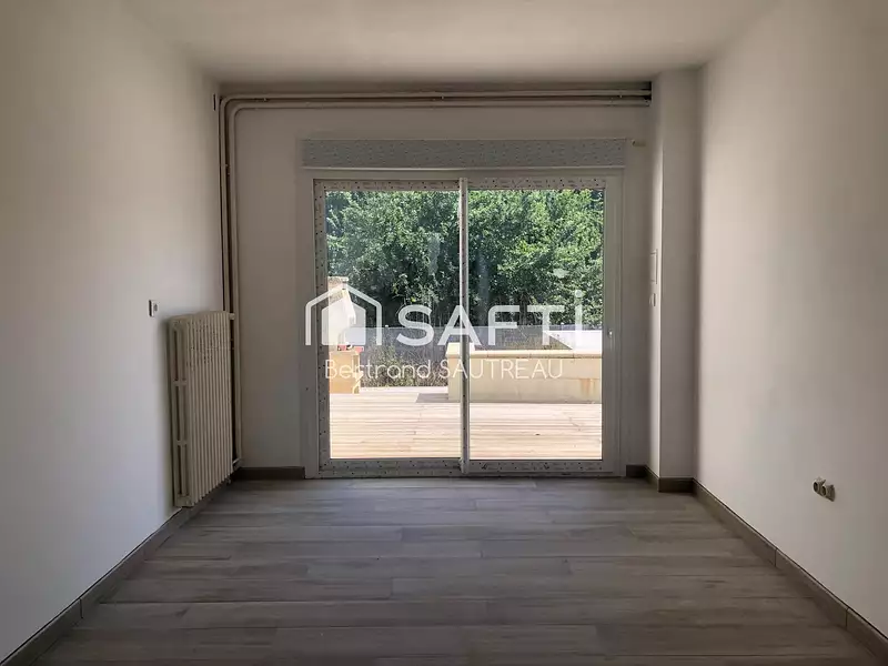 Immeuble, 568 m²