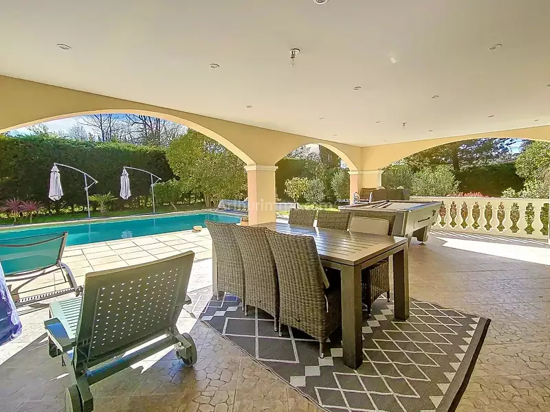 Maison, 399 m²