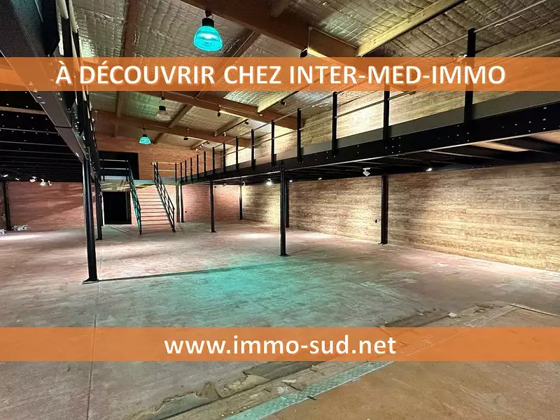 Divers, 1 400 m²
