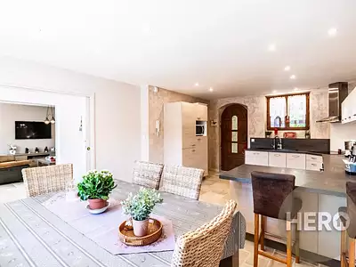 Maison, 184 m²