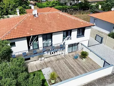 Maison, 185 m²