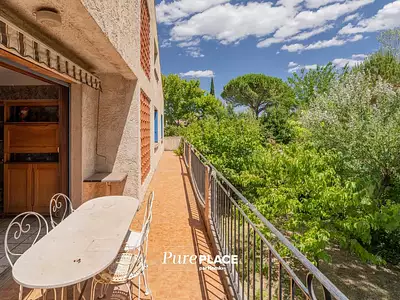 Maison, 296 m²