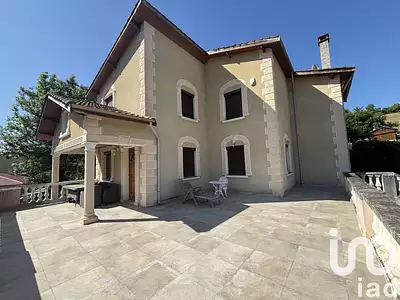 Maison, 167 m²
