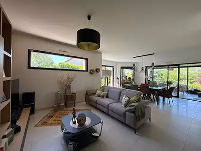 Maison, 143 m²