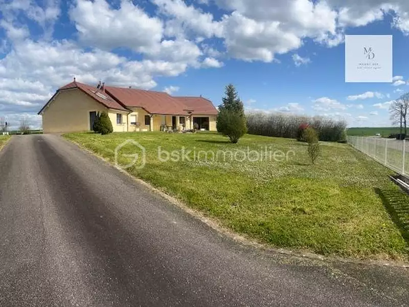 Maison, 300 m²