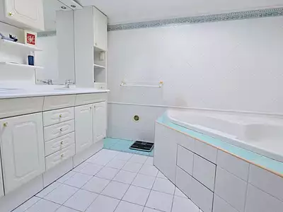 Maison, 170 m²