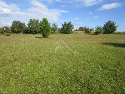 Terrain, 1 390 m²