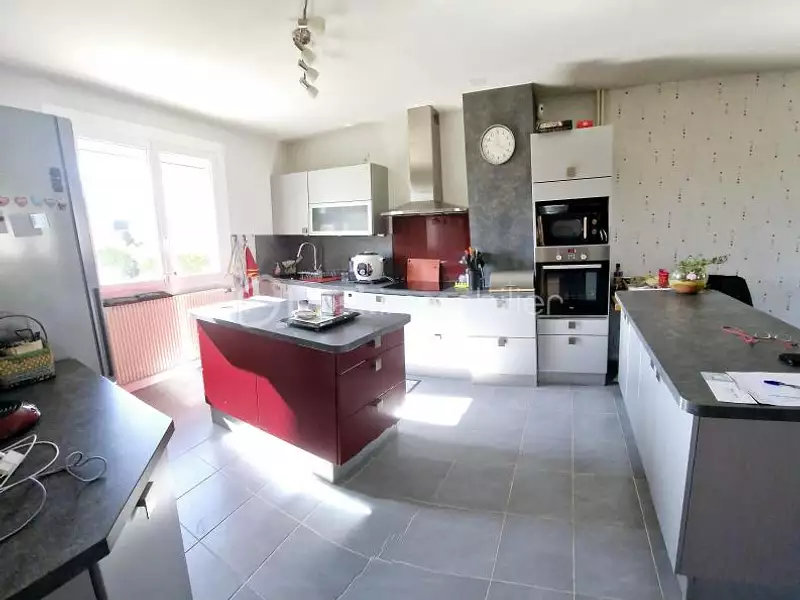 Maison, 146 m²