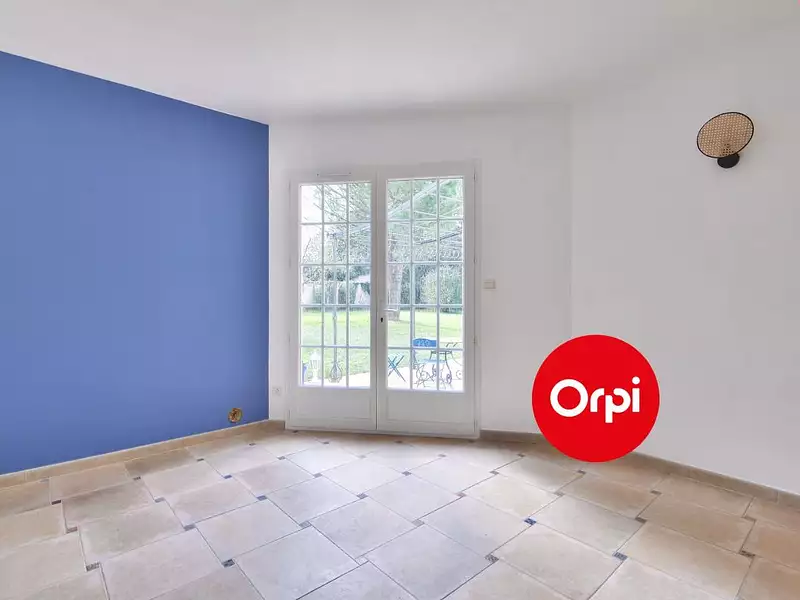 Maison, 302 m²