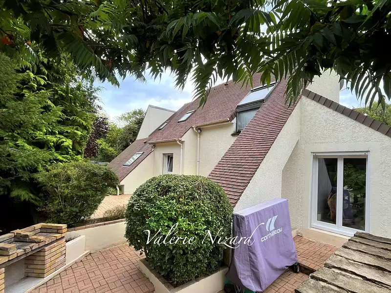 Maison, 205 m²