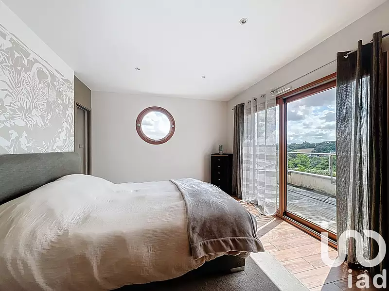 Maison, 215 m²