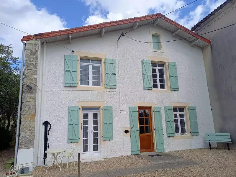 Maison, 215 m²