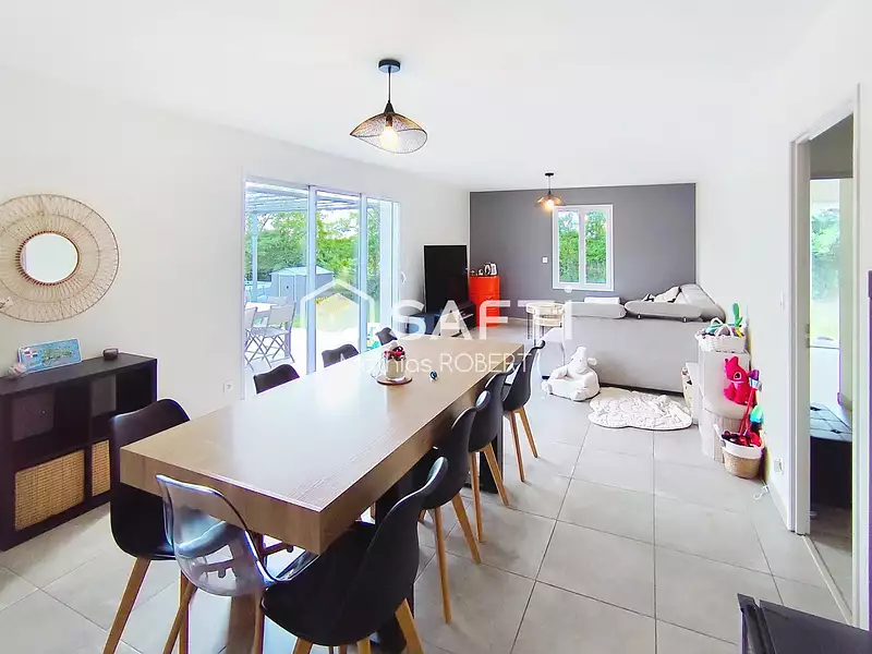 Maison, 94 m²
