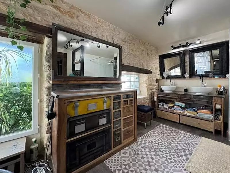 Maison, 252 m²