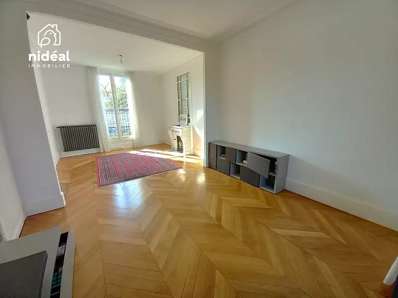 Maison, 147 m²
