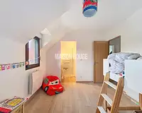Maison, 166 m²