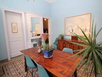 Maison, 230 m²