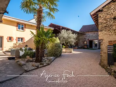 Maison, 240 m²