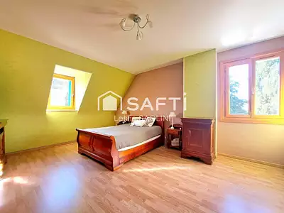 Maison, 252 m²