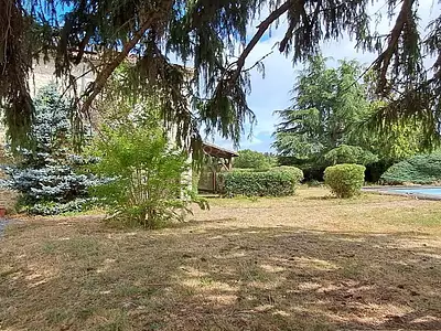 Maison, 225 m²
