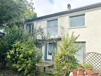 Immeuble, 272 m²