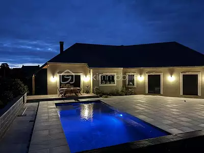 Maison, 220 m²