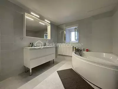 Maison, 280 m²