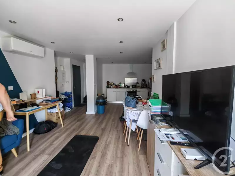 Immeuble, 281 m²