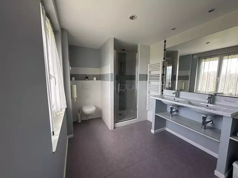 Maison, 350 m²