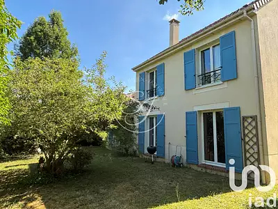 Maison, 151 m²