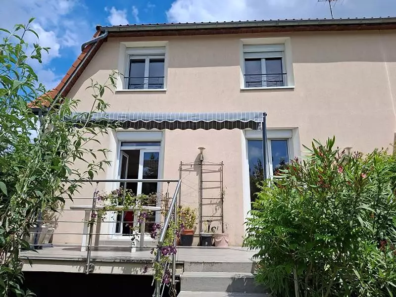 Maison, 95 m²