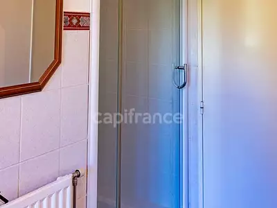 Maison, 250 m²