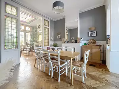Maison, 210 m²