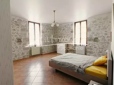 Maison, 250 m²