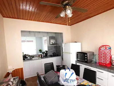 Immeuble, 200 m²