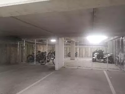 Parking, 13 m²