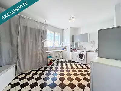 Maison, 256 m²