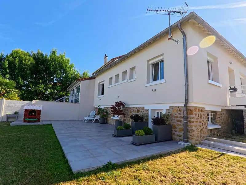 Maison, 191 m²