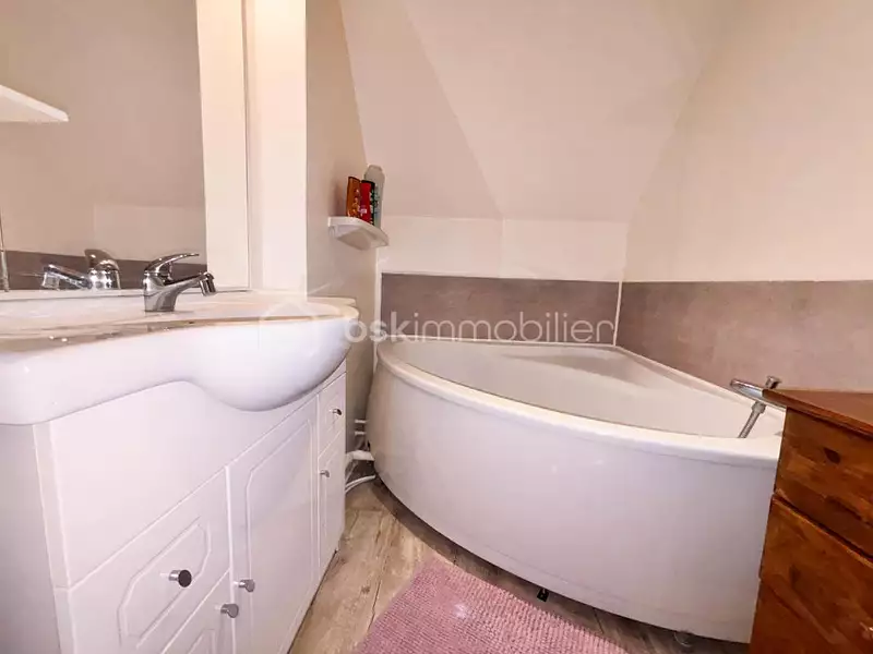Immeuble, 329 m²