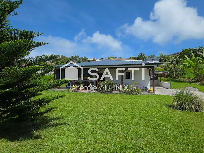 Vente maison 4 pièces 95 m² La Trinité (97220) - Superimmo